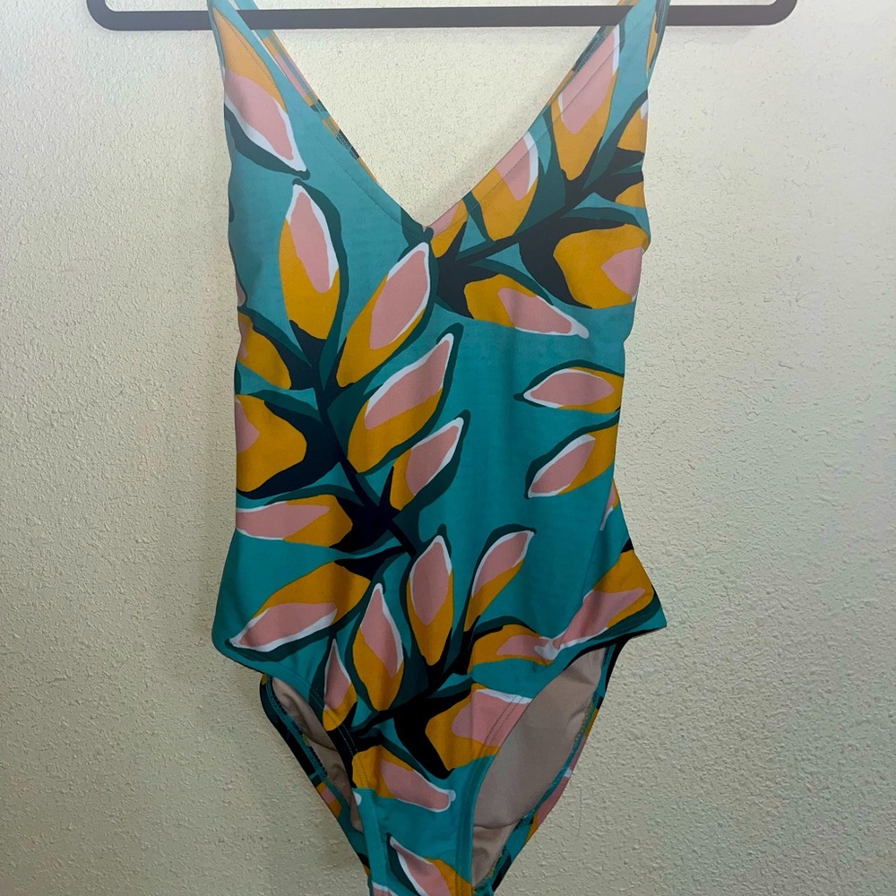 Kona Sol one piece swimsuit